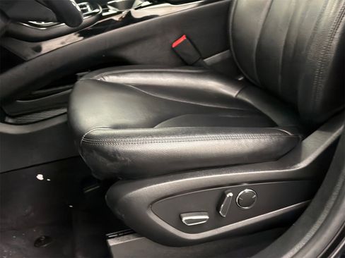 Certified 2023 Lincoln Nautilus AWD image 17