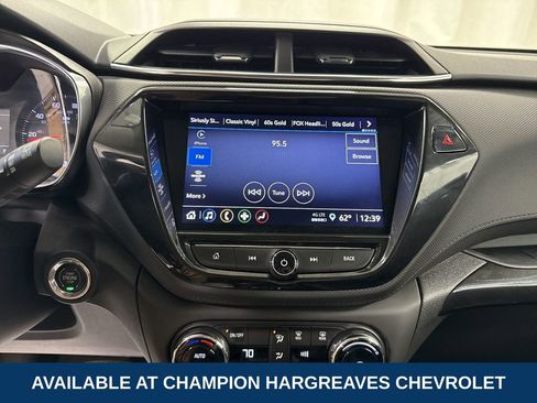 Used 2022 Chevrolet TrailBlazer LT w/ Convenience Package image 14