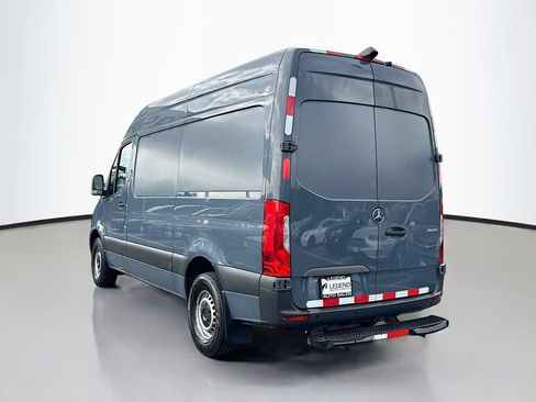 Used 2019 Mercedes-Benz Sprinter 144 image 6