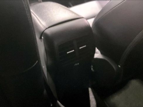 Used 2025 Ford Escape Platinum AWD/4WD image 10