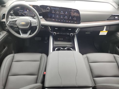 New 2026 Chevrolet Suburban LT w/ Comfort Package RWD image 23