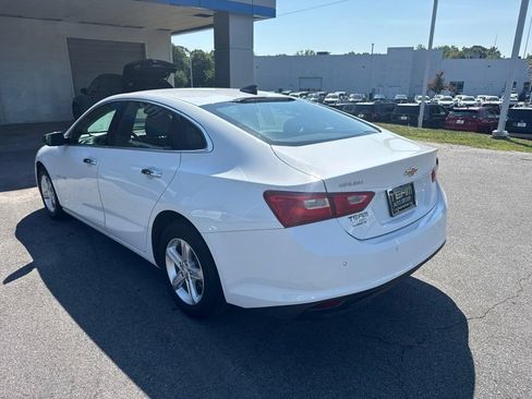 Used 2024 Chevrolet Malibu LS w/ Driver Confidence Package FWD image 5