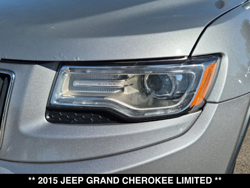 Used 2015 Jeep Grand Cherokee Limited w/ Luxury Group II AWD/4WD image 16