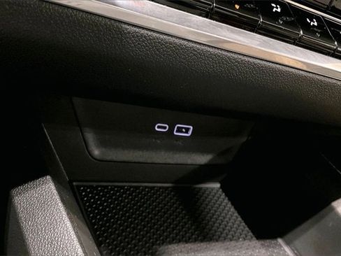 Used 2026 Chevrolet Equinox ACTIV w/ Convenience Package III image 32