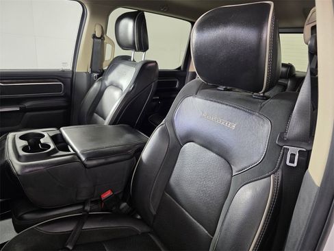 Certified 2020 RAM 1500 Laramie w/ Off Road Group image 11