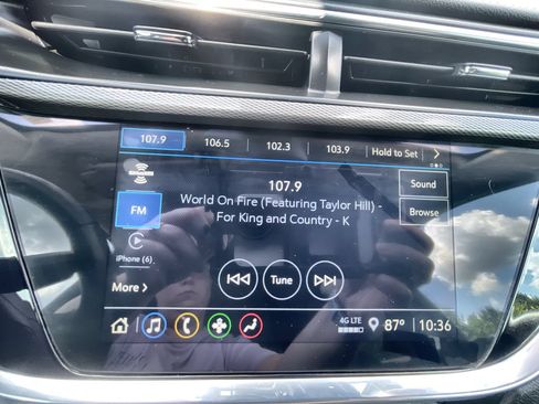 Used 2023 Buick Encore GX Select w/ Sport Touring Package AWD/4WD image 13