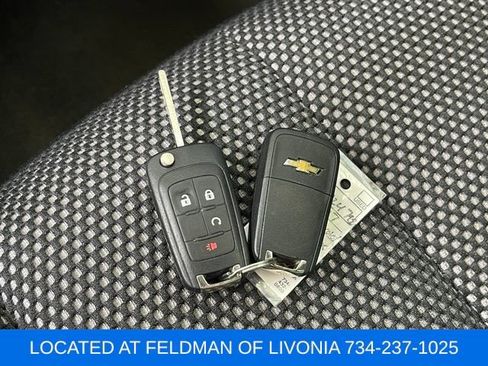 Used 2017 Chevrolet Equinox LT w/ Convenience Package FWD image 35