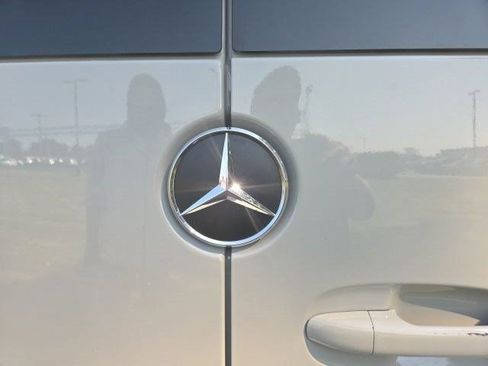 Used 2022 Mercedes-Benz Sprinter 2500 image 70