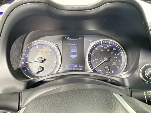 Used 2018 INFINITI Q60 3.0t Luxe w/ Sensory Package 3.0T Luxe image 11