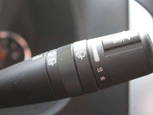 Used 2015 Jeep Compass Limited w/ Sun/Sound Group image 31