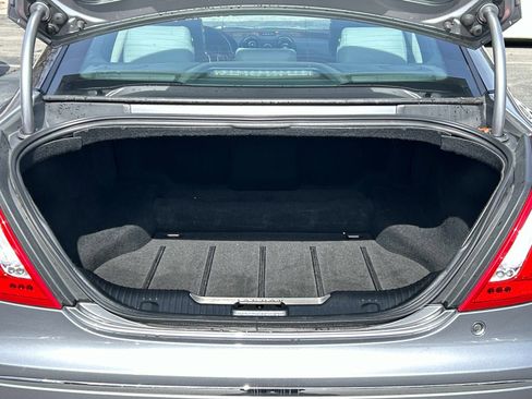 Used 2012 Jaguar XJ image 14