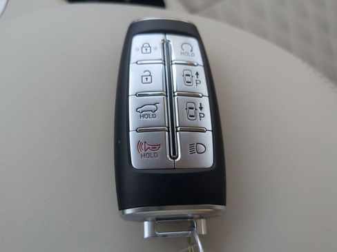 New 2025 Genesis GV70 3.5T Sport w/ Sport Advanced Package image 39