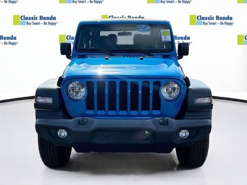 Used 2021 Jeep Wrangler Sport AWD/4WD image 2
