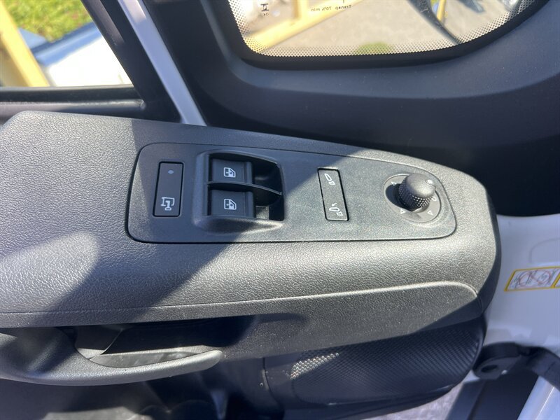 Used 2025 RAM ProMaster 3500 w/ Convenience Group FWD image 21