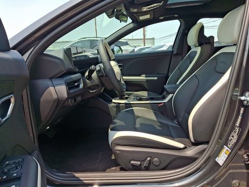 New 2026 Kia K4 GT-Line w/ GT-Line Sunroof Package FWD image 10