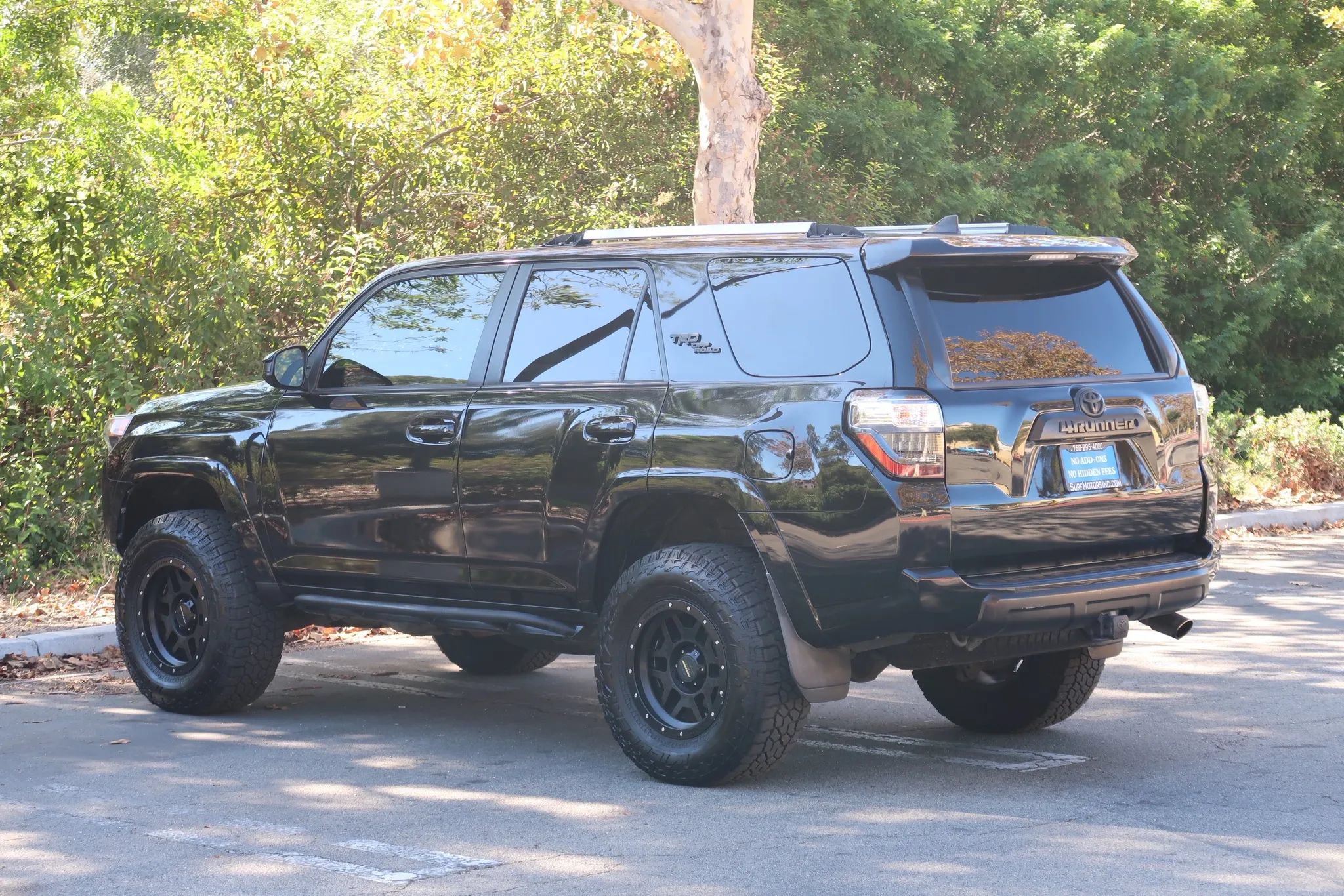 Used 2018 Toyota 4Runner TRD Off-Road AWD/4WD image 5