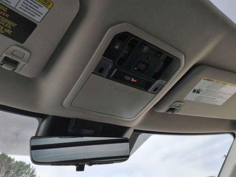 Used 2024 Toyota Tundra Limited image 22