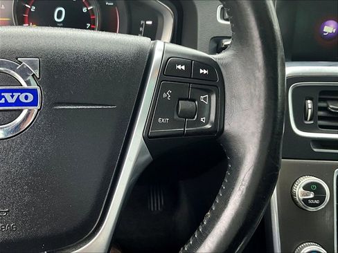 Used 2015 Volvo S60 T5 Premier image 18