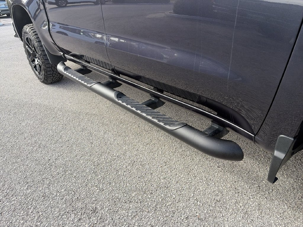Used 2024 Chevrolet Silverado 1500 Custom Trail Boss AWD/4WD image 37