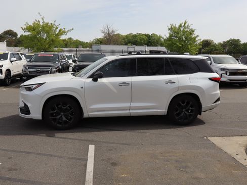 Used 2024 Lexus TX 500h AWD w/ Technology Package image 7