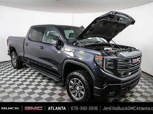 Used 2024 GMC Sierra 1500 AT4 w/ Technology Package AWD/4WD image 33