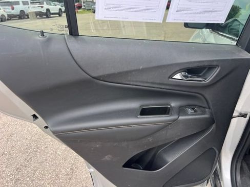 Used 2020 Chevrolet Equinox Premier FWD image 15