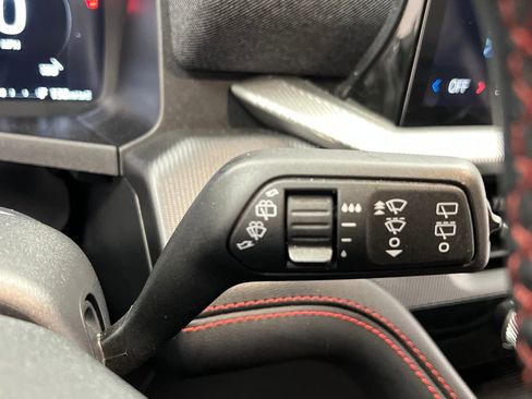 Used 2025 Ford Explorer ST-Line w/ ST-Line Street Pack AWD/4WD image 48