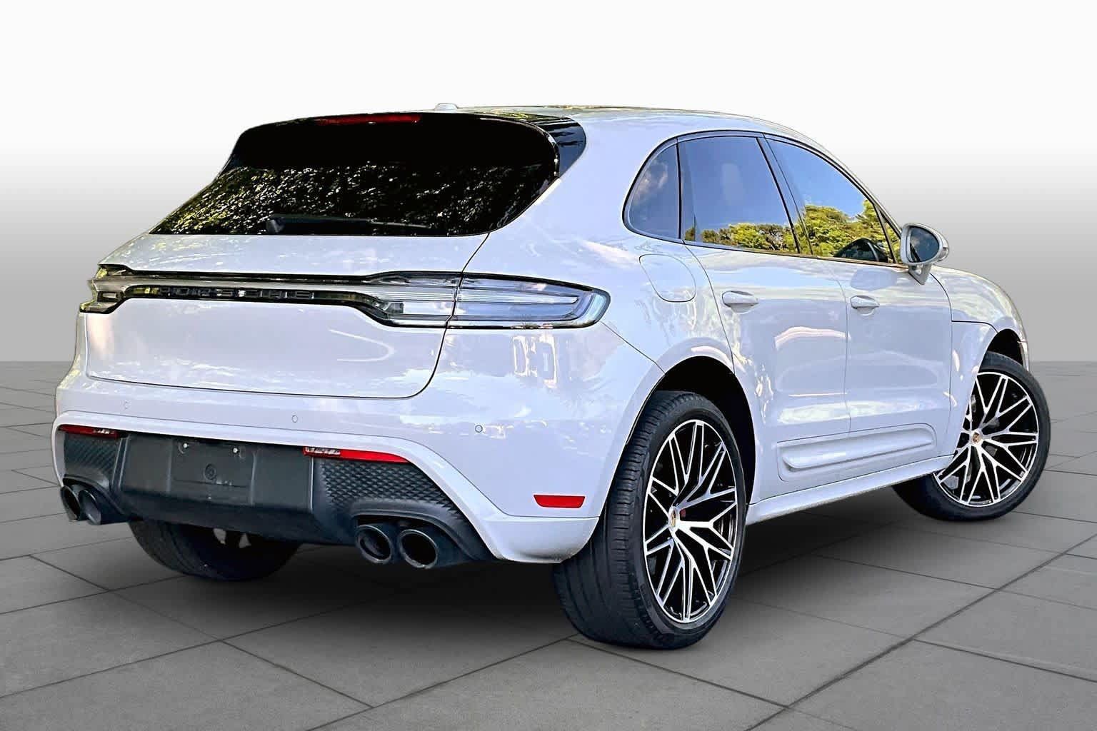 Used 2023 Porsche Macan S AWD/4WD image 13