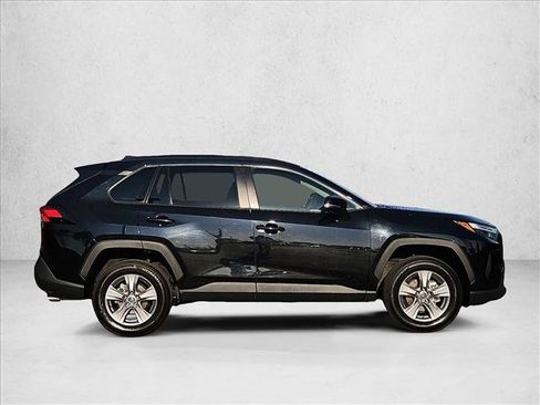 Used 2025 Toyota RAV4 XLE FWD image 4