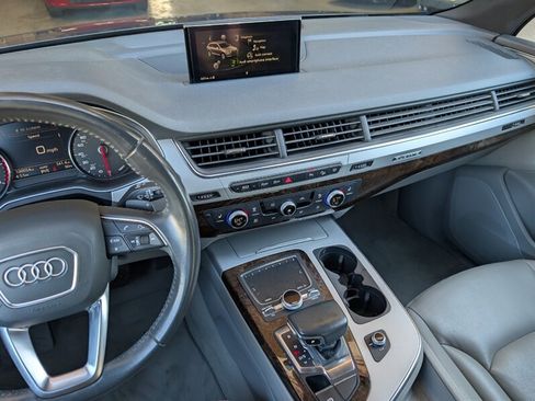Used 2019 Audi Q7 2.0T Premium w/ Convenience Package AWD/4WD image 22