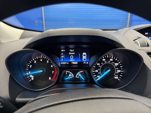 Used 2017 Ford Escape SE image 18