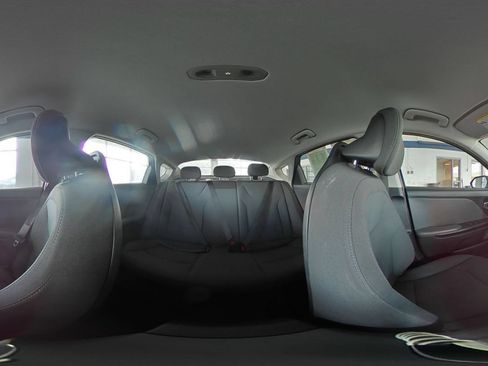 Used 2025 Kia K4 FWD image 42