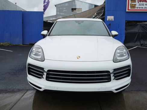 Used 2019 Porsche Cayenne S AWD/4WD image 3