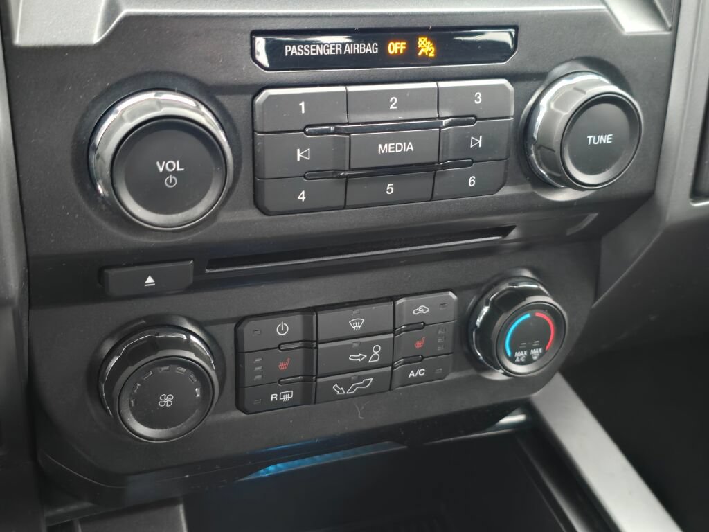 Used 2018 Ford F150 XLT w/ Equipment Group 302A Luxury AWD/4WD image 24