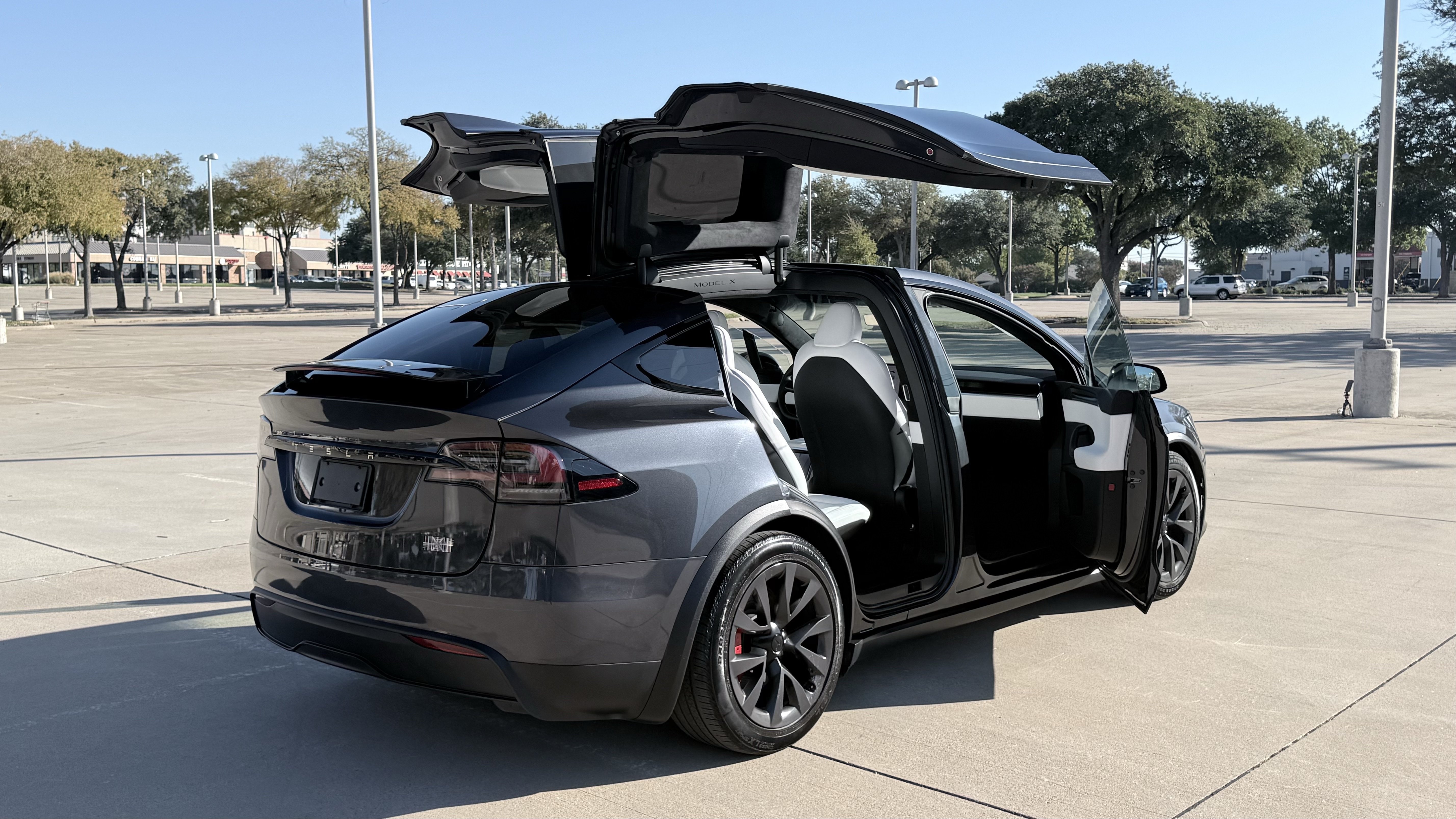 Used 2024 Tesla Model X Plaid AWD/4WD image 26