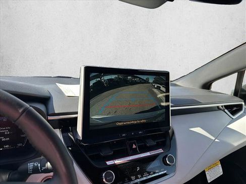 Used 2026 Toyota Corolla SE w/ SE Premium Package FWD image 15