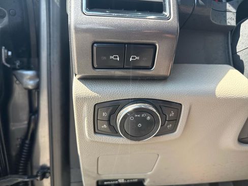 Used 2022 Ford F250 XLT w/ XLT Premium Package image 26