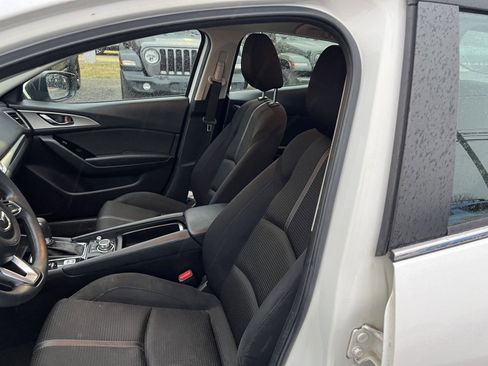 Used 2017 MAZDA MAZDA3 Sport w/ Preferred Equipment Package image 8