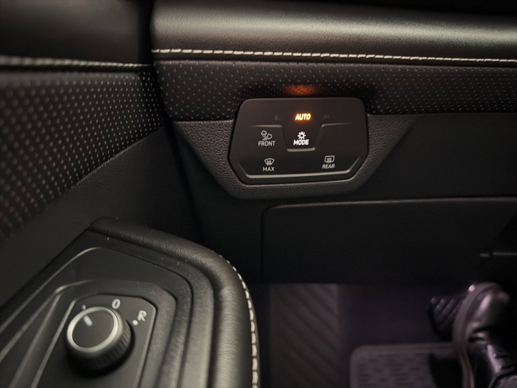 New 2026 Volkswagen Atlas SE AWD/4WD image 37