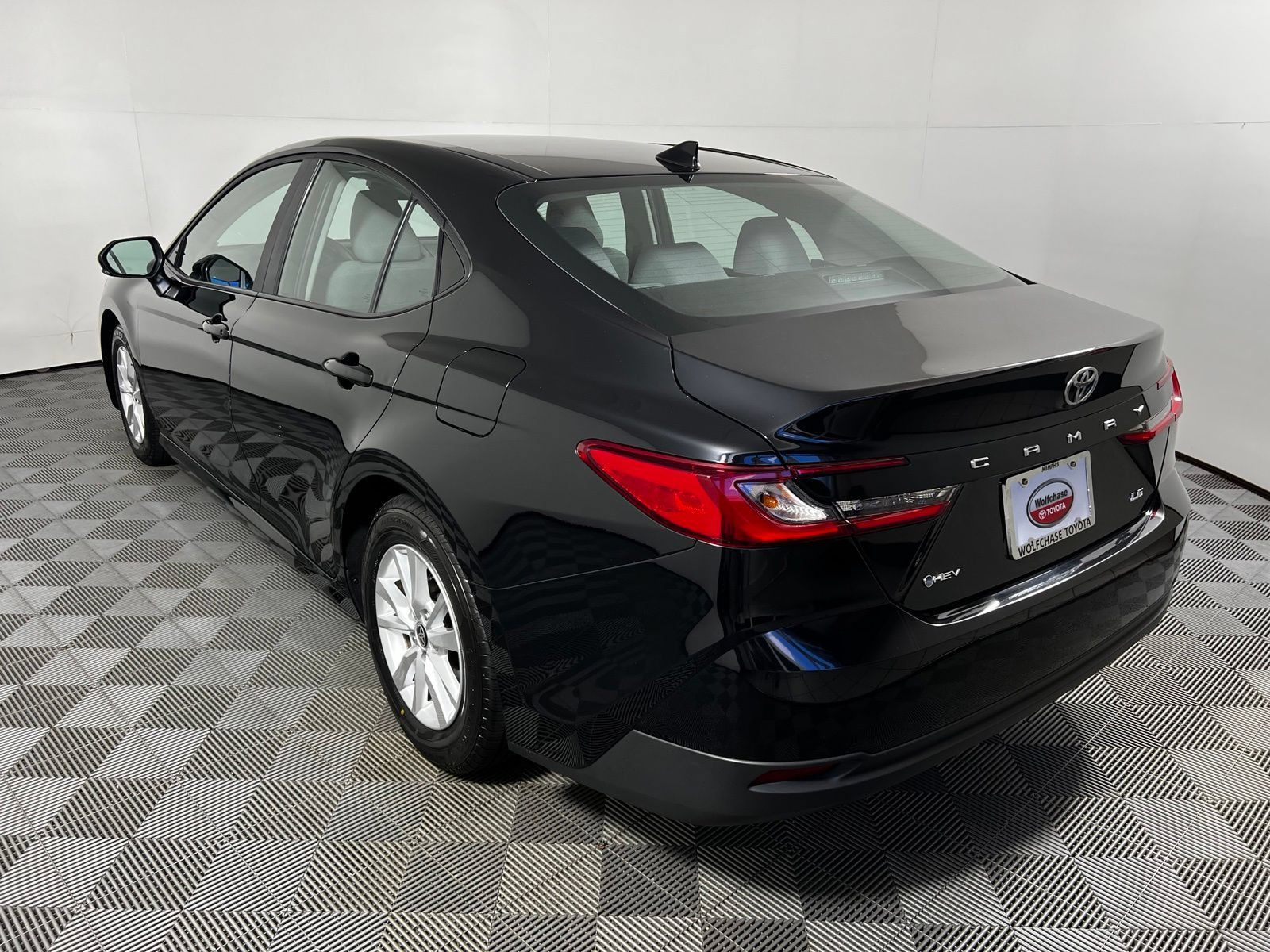 Certified 2025 Toyota Camry LE FWD image 7