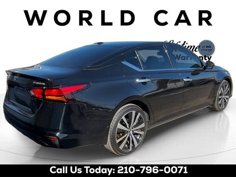 Used 2022 Nissan Altima 2.5 Platinum image 7
