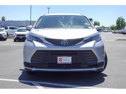 Certified 2023 Toyota Sienna LE