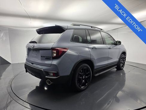 Used 2025 Honda Passport Black Edition image 4