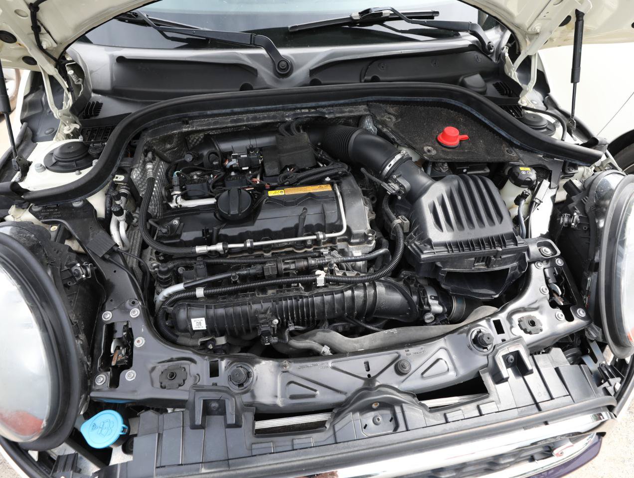 Used 2015 MINI Cooper S FWD image 28