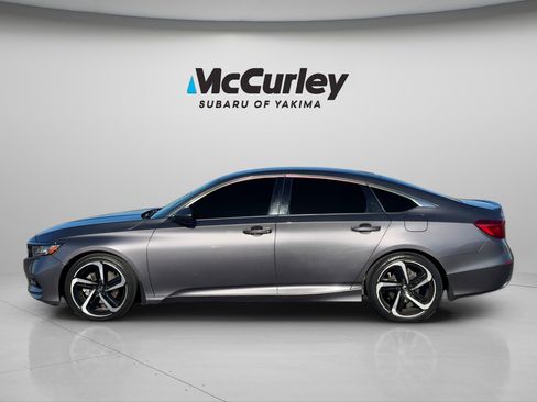 Used 2018 Honda Accord Sport image 4