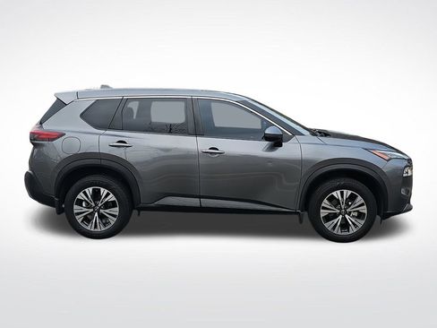 Used 2023 Nissan Rogue SV image 4