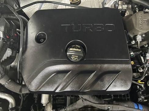 Used 2026 Chevrolet TrailBlazer LT w/ LT Cold Weather Package AWD/4WD image 10