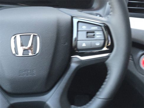 New 2026 Honda Odyssey EX-L image 16