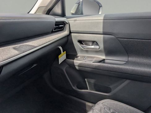 New 2026 Nissan Kicks SV image 27