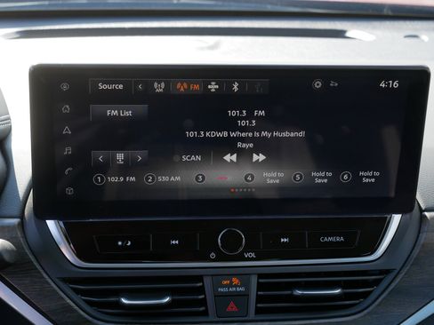 Certified 2023 Nissan Altima 2.5 SV w/ SV Premium Package image 22